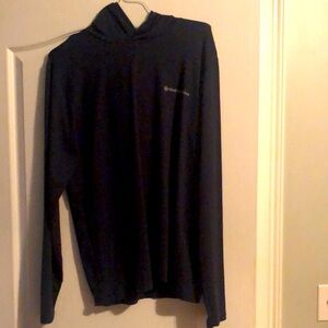 Vineyard Vines navy blue long sleeved hooded performance shirt M